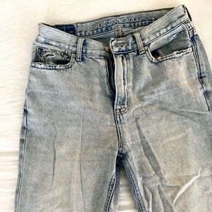 American Eagle Light Wash Jeans, Great Condition!